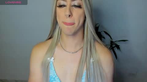  ashley   online show from May 26, 2026, 3:57 am