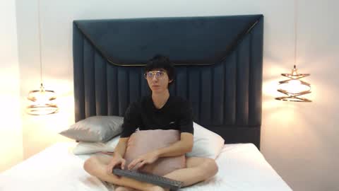 JeffBellfort online show from November 19, 2025, 9:20 am