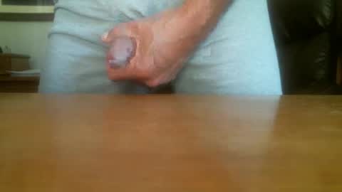 Snapshot of jeffbte315 chatting on October 2, 2025, 7:21 pm jeffbate online show from October 2, 2025, 7:21 pm