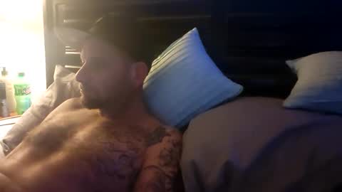 Snapshot of jeffersonjason438 chatting on December 16, 2025, 5:12 am Doingitright online show from December 16, 2025, 5:12 am