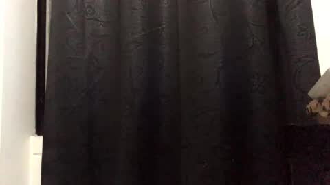 Snapshot of jehoels chatting on April 19, 2026, 2:22 am jehoels online show from April 19, 2026, 2:22 am