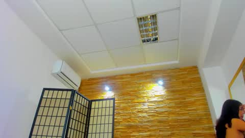 Jelly online show from January 12, 2026, 7:30 pm