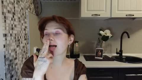 Snapshot of jelly_cherry chatting on January 18, 2025, 10:17 pm Emily online show from January 18, 2025, 10:17 pm