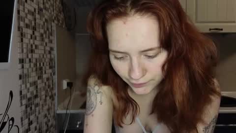 Snapshot of jelly_cherry chatting on January 23, 2025, 8:56 pm Emily online show from January 23, 2025, 8:56 pm