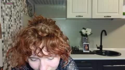 Snapshot of jelly_cherry chatting on February 12, 2025, 5:15 am Emily online show from February 12, 2025, 5:15 am