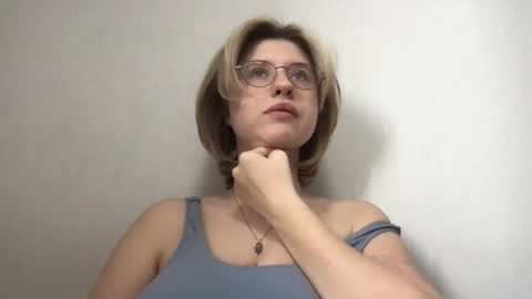 Inna  online show from March 5, 2026, 6:53 am