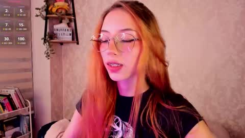 Snapshot of jelly_w5 chatting on November 23, 2025, 10:31 pm Jelly online show from November 23, 2025, 10:31 pm