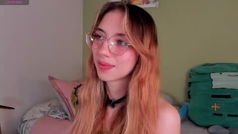 Snapshot of jelly_w5 chatting on July 21, 2026, 2:25 am Jelly online show from July 21, 2026, 2:25 am