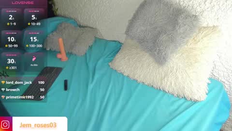 jem roses3 online show from January 26, 2025, 8:25 am