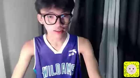 jemart_urnaughtboy online show from March 12, 2026, 11:38 am