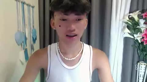 jemart_urnaughtboy online show from April 9, 2026, 12:32 pm