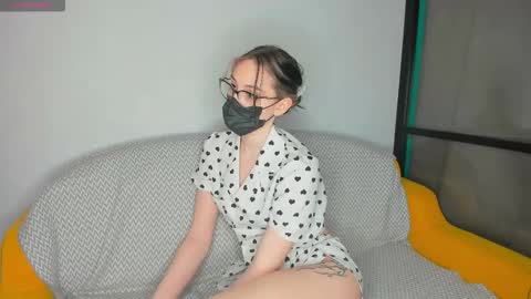 Molly online show from February 19, 2026, 1:12 am