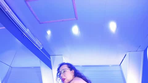 Snapshot of jenifer_cruz chatting on April 30, 2026, 5:47 am jenifer_cruz online show from April 30, 2026, 5:47 am