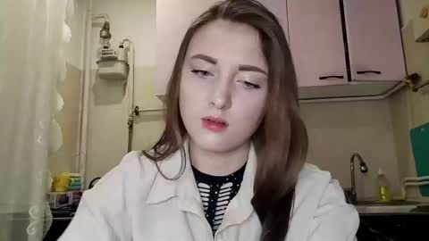 Jeniffer online show from December 20, 2025, 8:05 pm