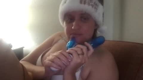 love me for who i am...I have a pussy so i make the rules... online show from December 24, 2024, 8:27 pm