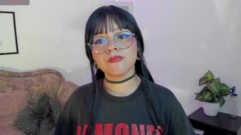 Snapshot of jenn_cg chatting on February 28, 2025, 12:32 am jenn online show from February 28, 2025, 12:32 am