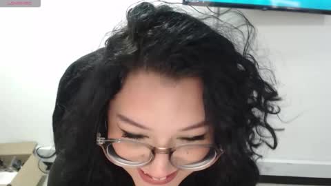 Snapshot of jenn_cg chatting on September 24, 2025, 10:02 pm jenn online show from September 24, 2025, 10:02 pm