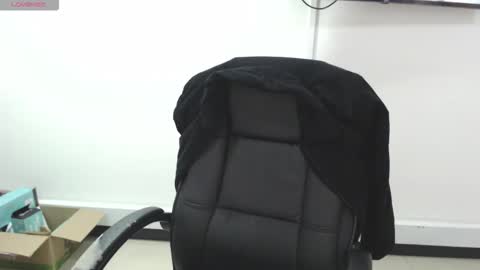 Snapshot of jenn_cg chatting on September 26, 2025, 4:44 pm jenn online show from September 26, 2025, 4:44 pm