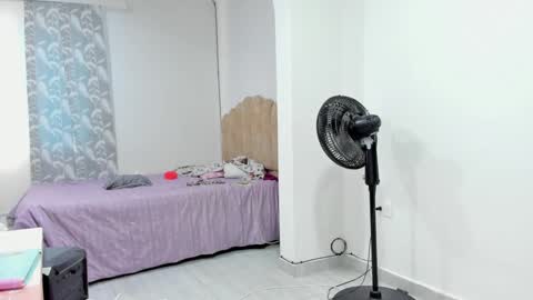 jenn online show from January 24, 2025, 6:35 pm