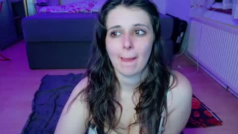 jennasxy19 online show from July 10, 2026, 8:44 pm