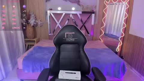 jenna_tay1 online show from May 19, 2026, 7:09 pm