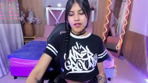 jenna_tay1 online show from May 25, 2026, 7:20 pm