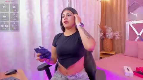 jenna_tay1 online show from July 28, 2026, 7:15 pm