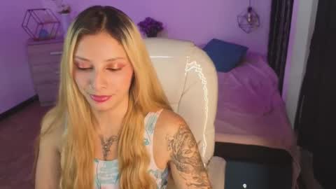 jennaa_cooper online show from November 20, 2025, 10:53 pm