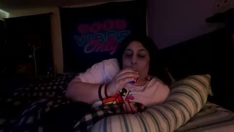  Dragon Queen. Be my Dragon --  and  online show from September 27, 2025, 2:33 pm