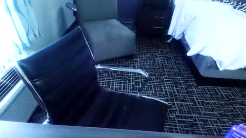 Jenna Cross online show from December 15, 2024, 6:26 pm