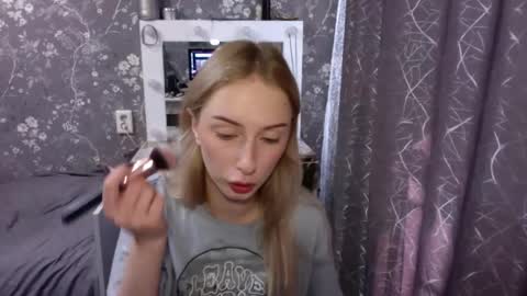 Snapshot of jennalomer chatting on June 9, 2026, 10:16 am Jenna online show from June 9, 2026, 10:16 am