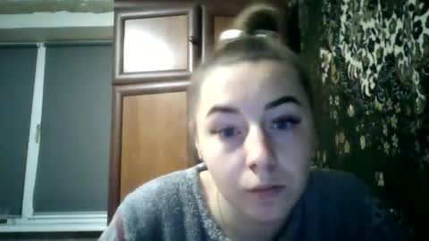 Snapshot of jennamolberty chatting on November 21, 2025, 4:16 pm JennaMolberty online show from November 21, 2025, 4:16 pm