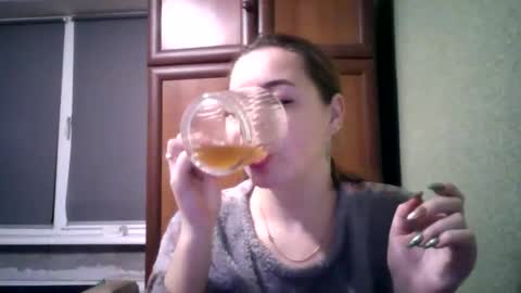 Snapshot of jennamolberty chatting on November 26, 2025, 6:20 pm JennaMolberty online show from November 26, 2025, 6:20 pm