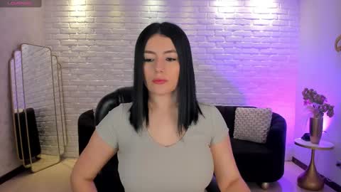 Jenna Olson  online show from February 28, 2025, 12:31 pm