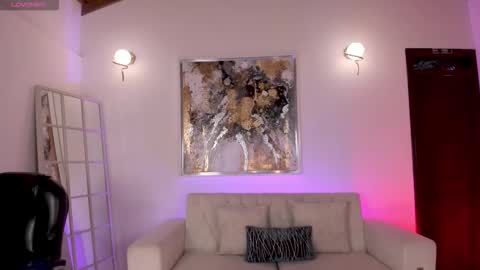 Jenna Olson  online show from October 11, 2025, 11:09 am