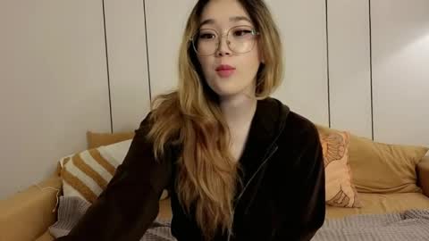 JENNA online show from April 16, 2026, 5:08 am