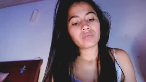 jenner_lena online show from April 16, 2026, 7:53 am