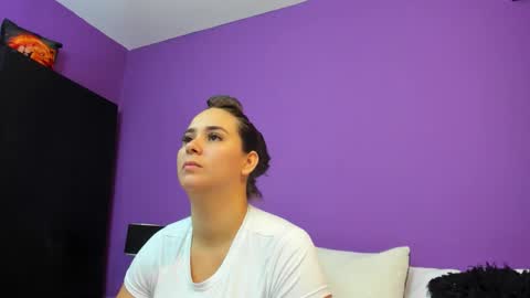 jenner_madison online show from February 21, 2026, 11:22 am