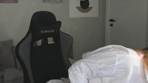 Jennie online show from December 18, 2025, 9:48 am