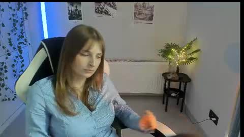 Karla online show from July 28, 2026, 3:32 pm