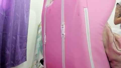 Snapshot of jennifer_bodyy0404 chatting on May 19, 2026, 10:16 pm jennifer_bodyy0404 online show from May 19, 2026, 10:16 pm