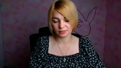 Snapshot of jennifer_cuttie chatting on June 22, 2026, 5:37 am Jennifer online show from June 22, 2026, 5:37 am