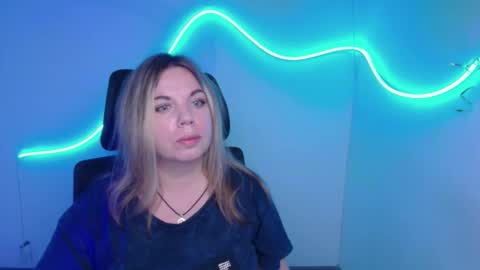 Snapshot of jennifer_moree chatting on September 20, 2025, 6:20 pm Jennifer online show from September 20, 2025, 6:20 pm