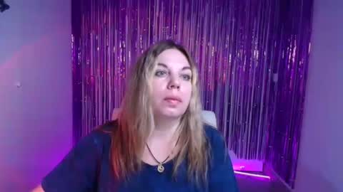 Snapshot of jennifer_moree chatting on September 24, 2025, 5:44 am Jennifer online show from September 24, 2025, 5:44 am