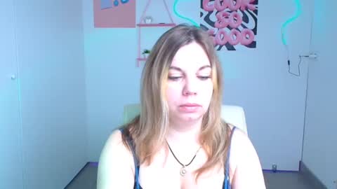 Snapshot of jennifer_moree chatting on October 11, 2025, 5:28 am Jennifer online show from October 11, 2025, 5:28 am
