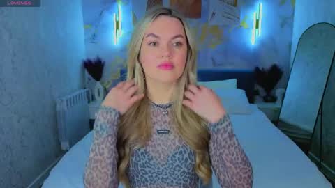 Jennifer Perezz online show from May 21, 2026, 5:09 pm