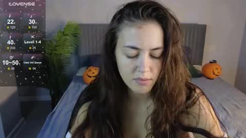 Jennifer online show from November 6, 2025, 7:31 am