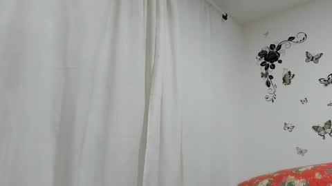 jenniferloveyou online show from February 5, 2025, 8:14 pm