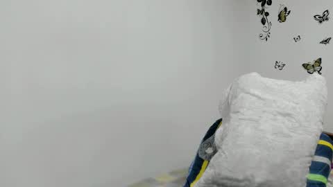 jenniferloveyou online show from March 7, 2026, 10:23 am