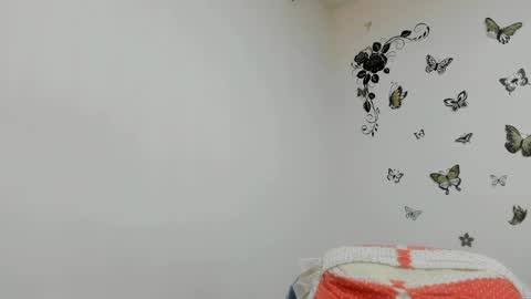 jenniferloveyou online show from April 24, 2026, 9:39 pm